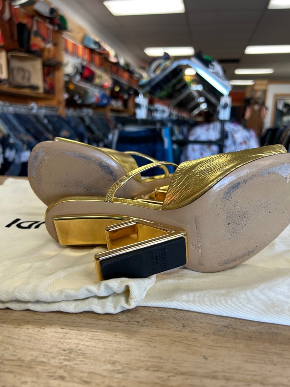 Fendi First gold lambskin Heels size 37 - Picture 4 of 8